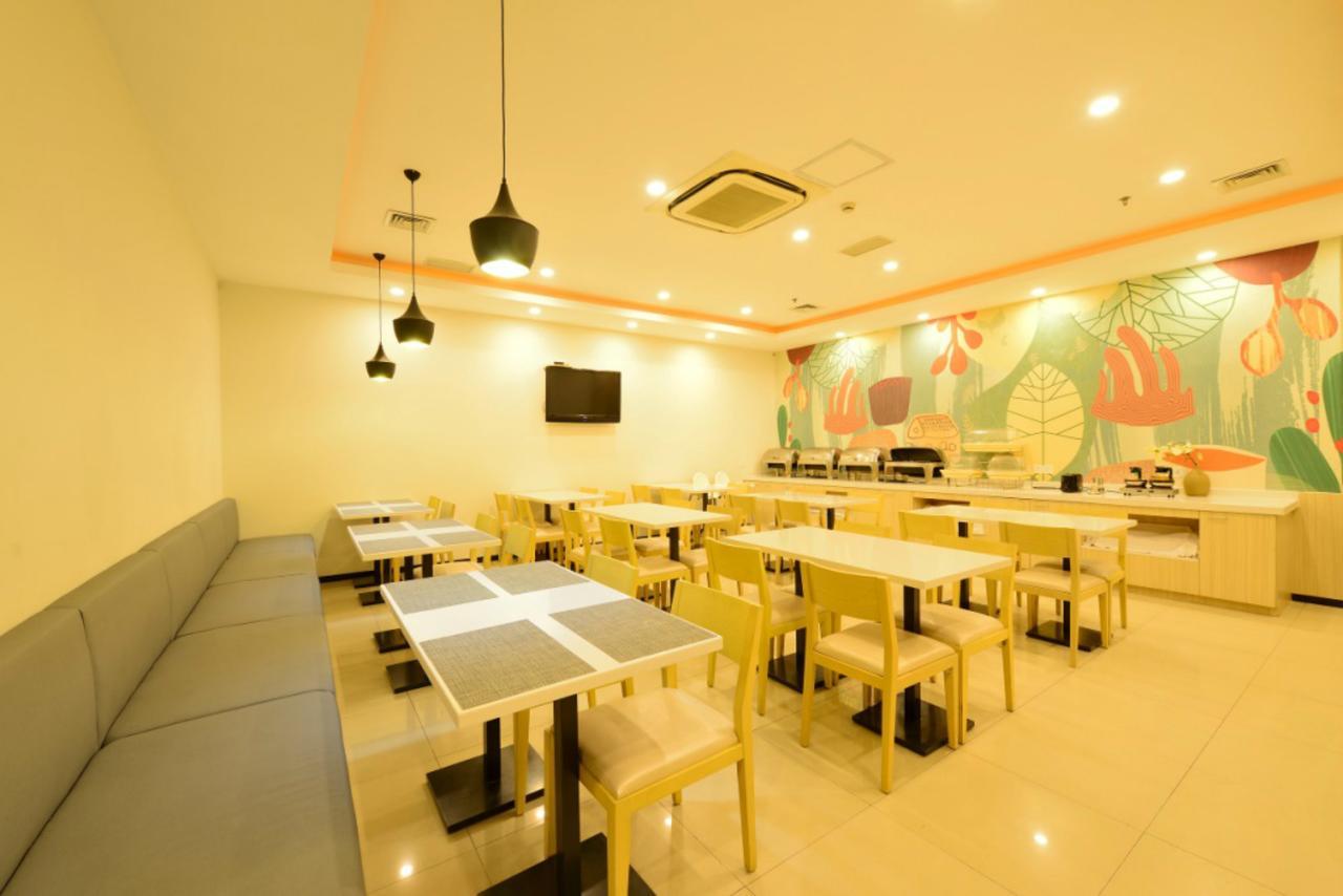 Hanting Express Shanghai Jiazhan Road Bagian luar foto