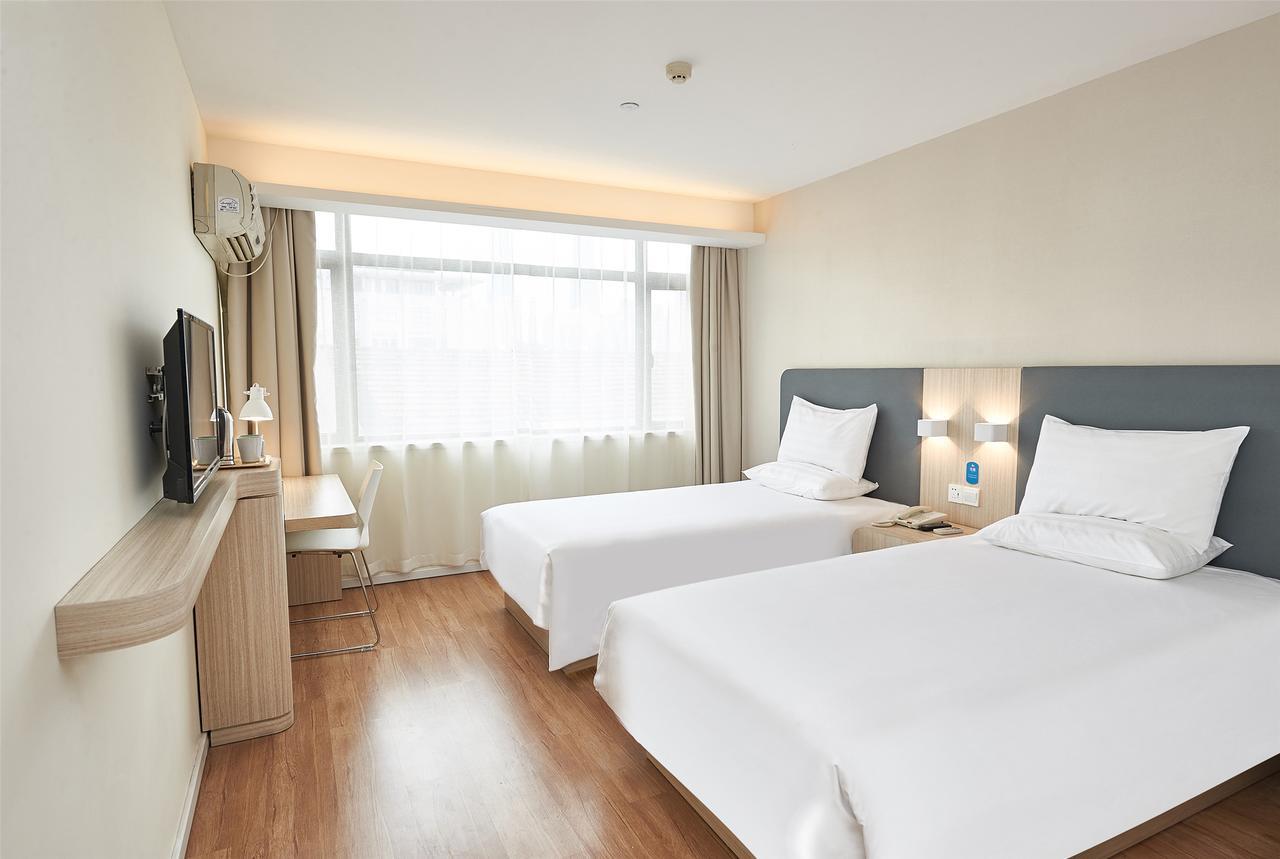 Hanting Express Shanghai Jiazhan Road Bagian luar foto